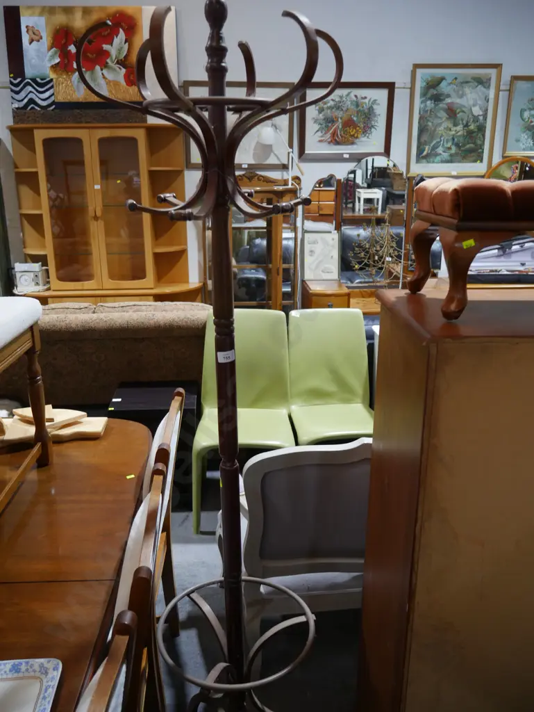 Coat stand Image 1++