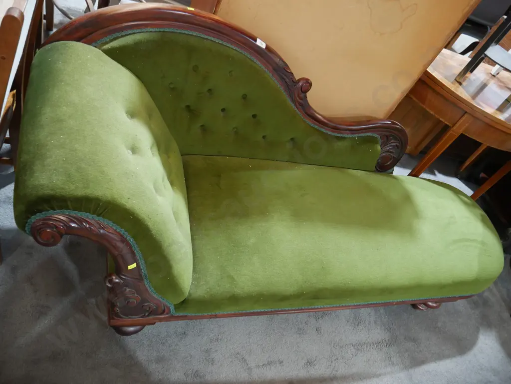 Chaise lounge Image 1++