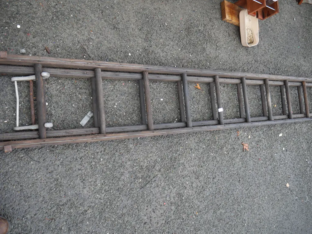 Wooden ladder Image 1++