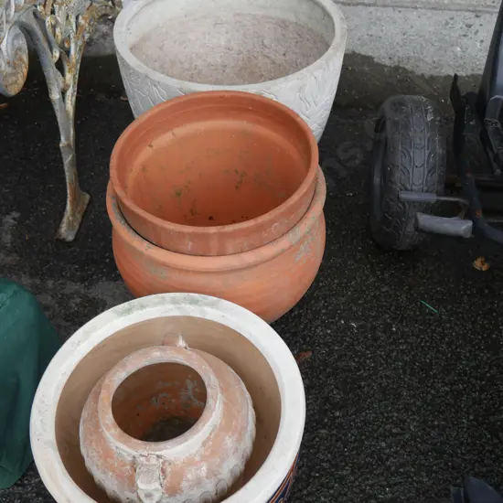 Assorted plant pots