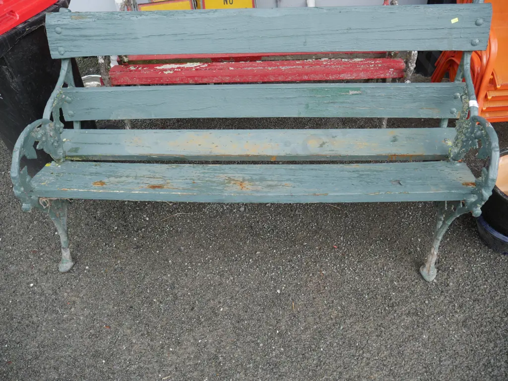 Outdoor bench Image 1++