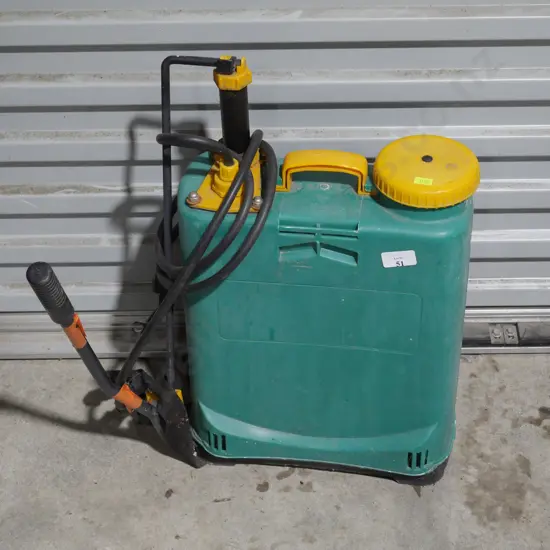 Backpack sprayer