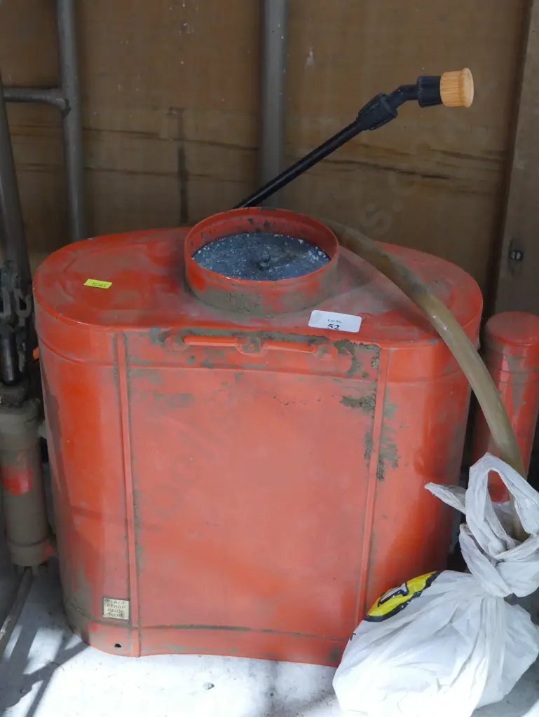 Knapsack sprayer Image 1++