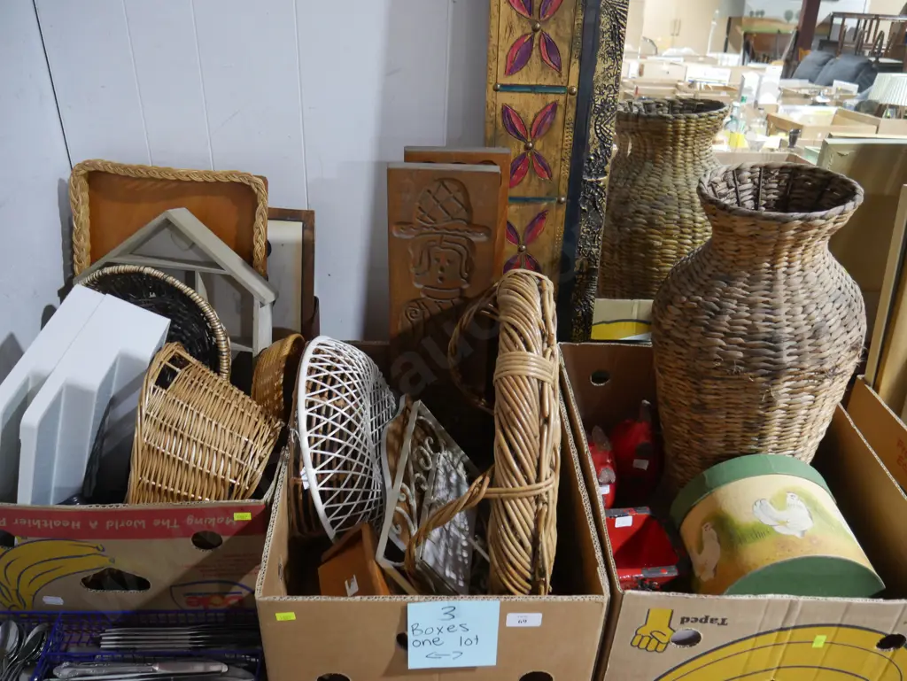3 boxes cane baskets, plate stands etc Image 1++