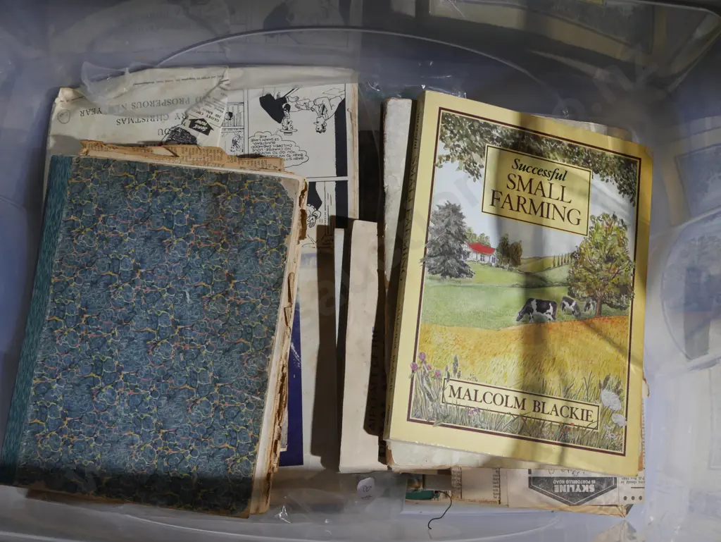 Books, scrapbooks etc Image 1++