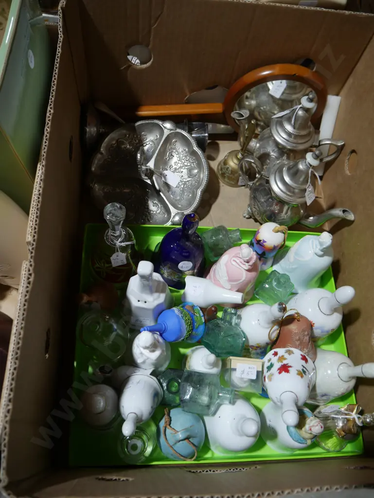 Porcelain bells, epware etc Image 1++