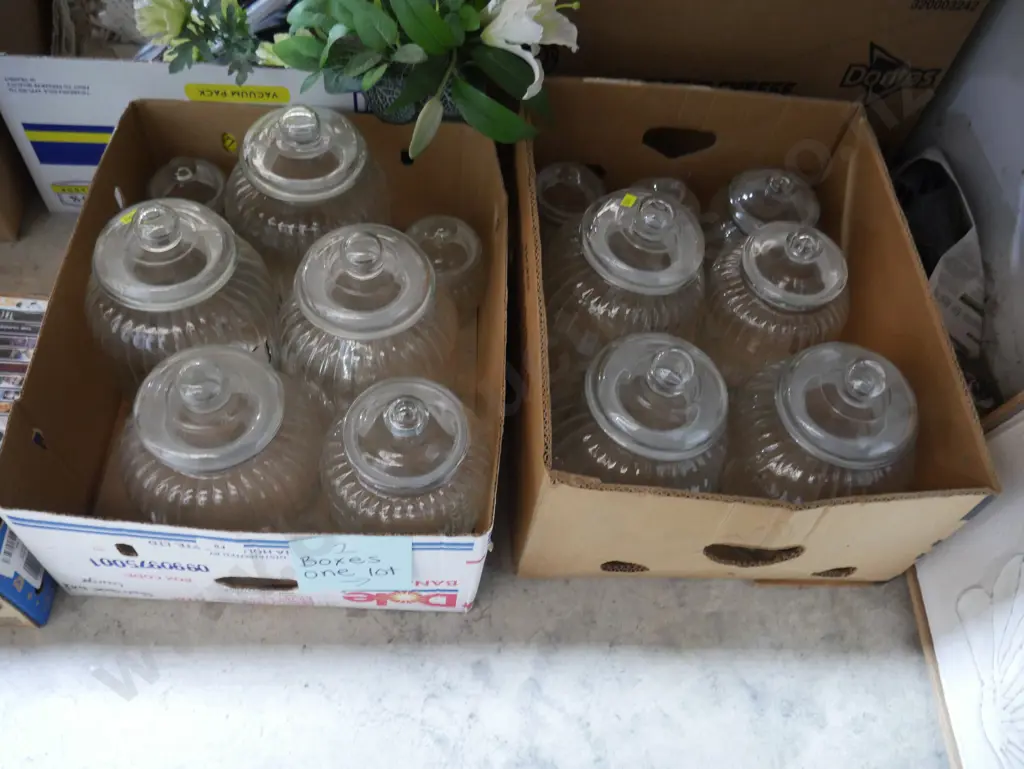 2 boxes of glass lidded containers Image 1++
