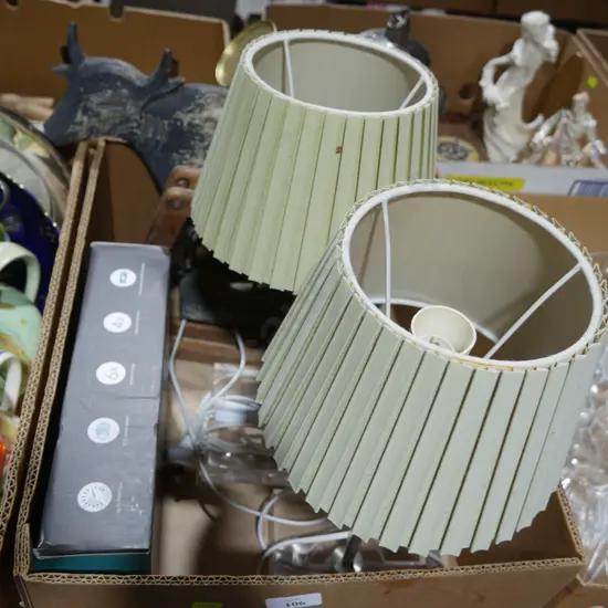 Massage gun, pair of table lamps etc