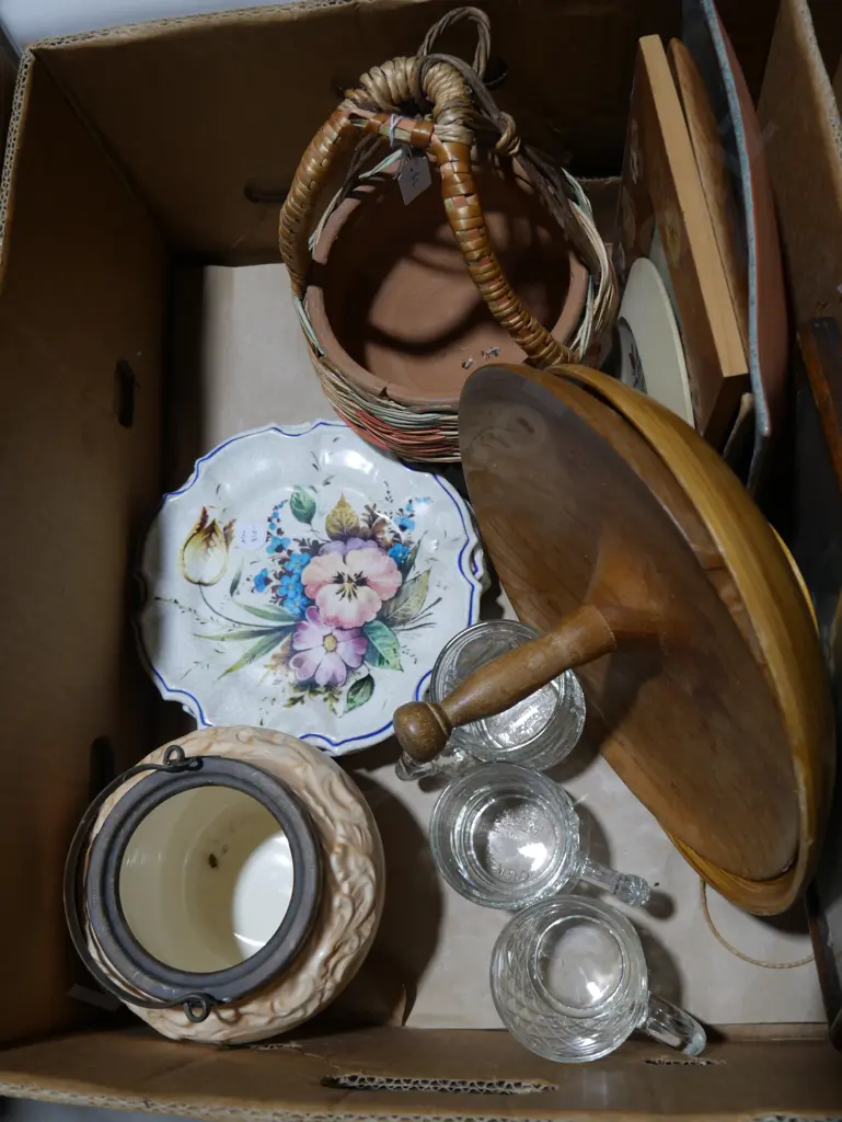 Wooden bowls etc Image 1++