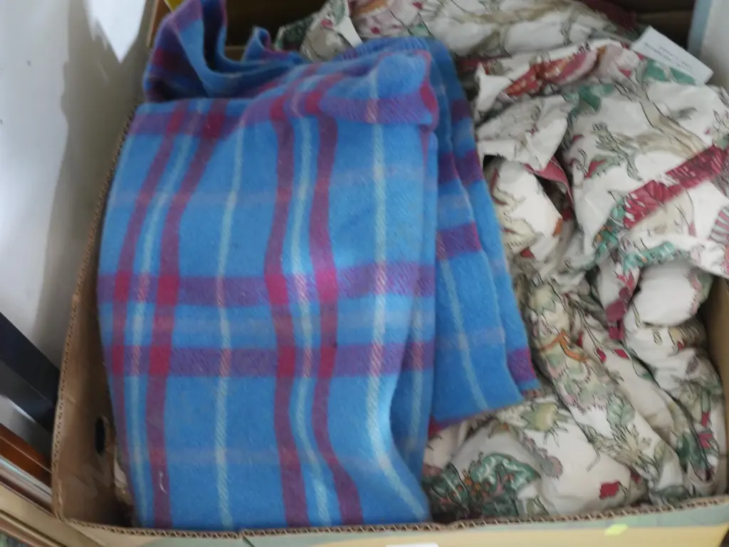 Woollen blanket etc Image 1++