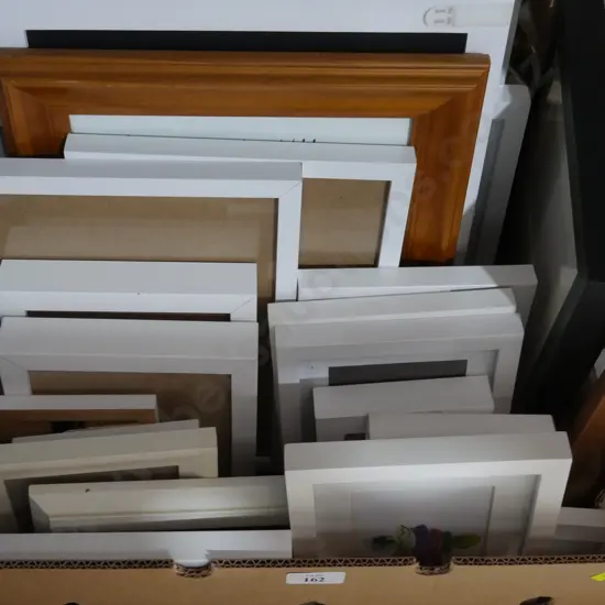 Assorted photo frames etc