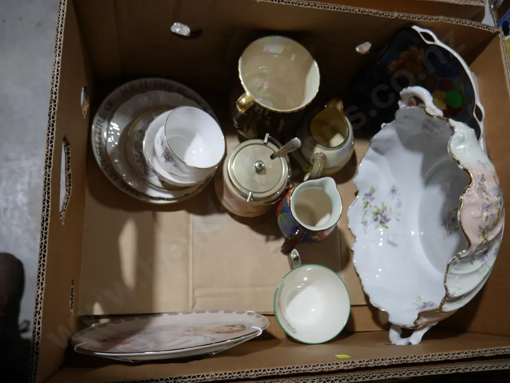 Assorted china Image 1++