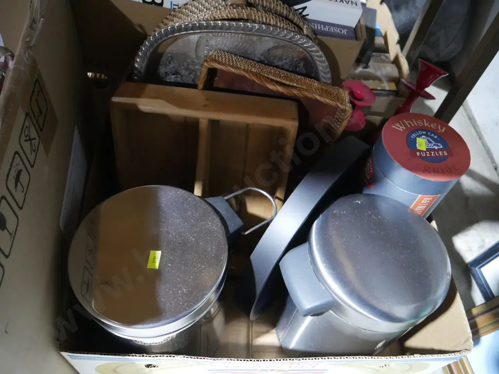 Trays, small rubbish etc Image 1++