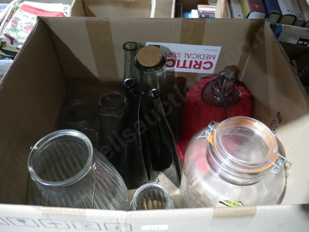Large glass jars etc Image 1++