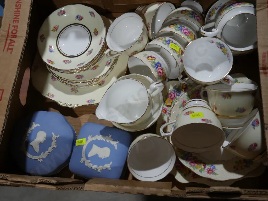 2 tea sets and Wedgwood trinket boxes Image 1++