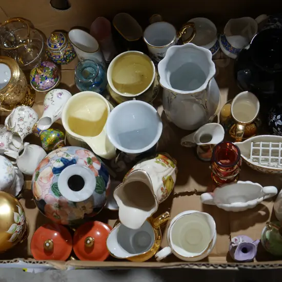 Assorted small vases etc