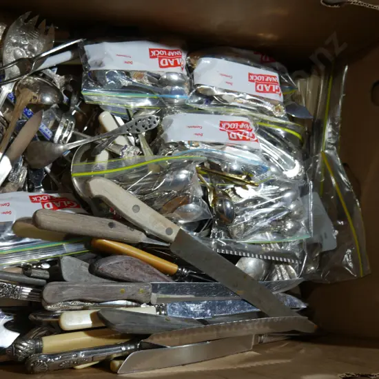 Assorted cutlery and souvenir spoons