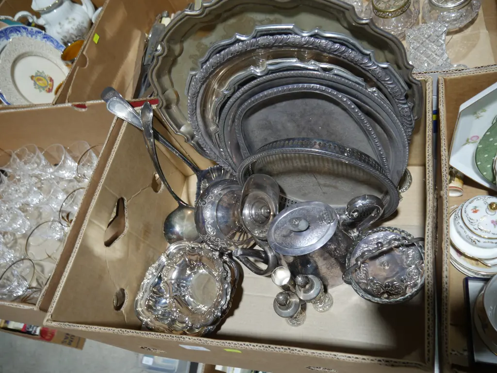 Box of E.Pware Image 1++