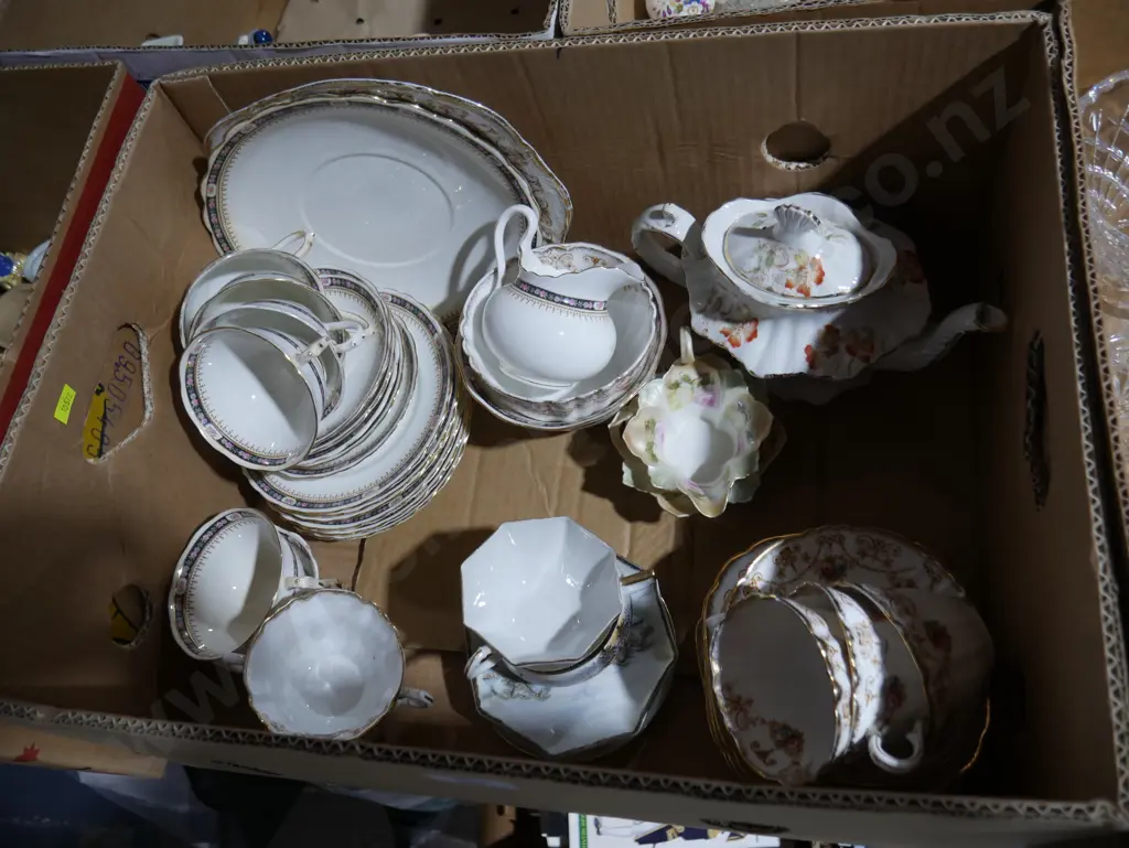 Box of assorted China Image 1++