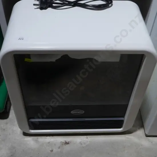 Dimplex electric fireplace