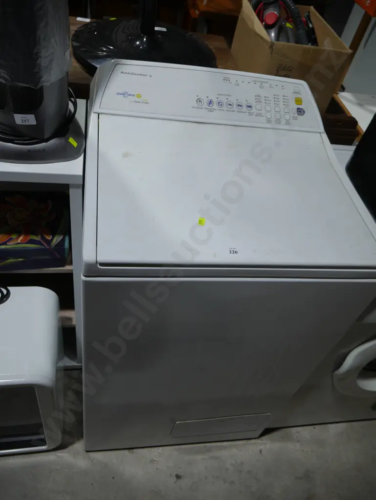 Kelvinator washing machine Image 1++