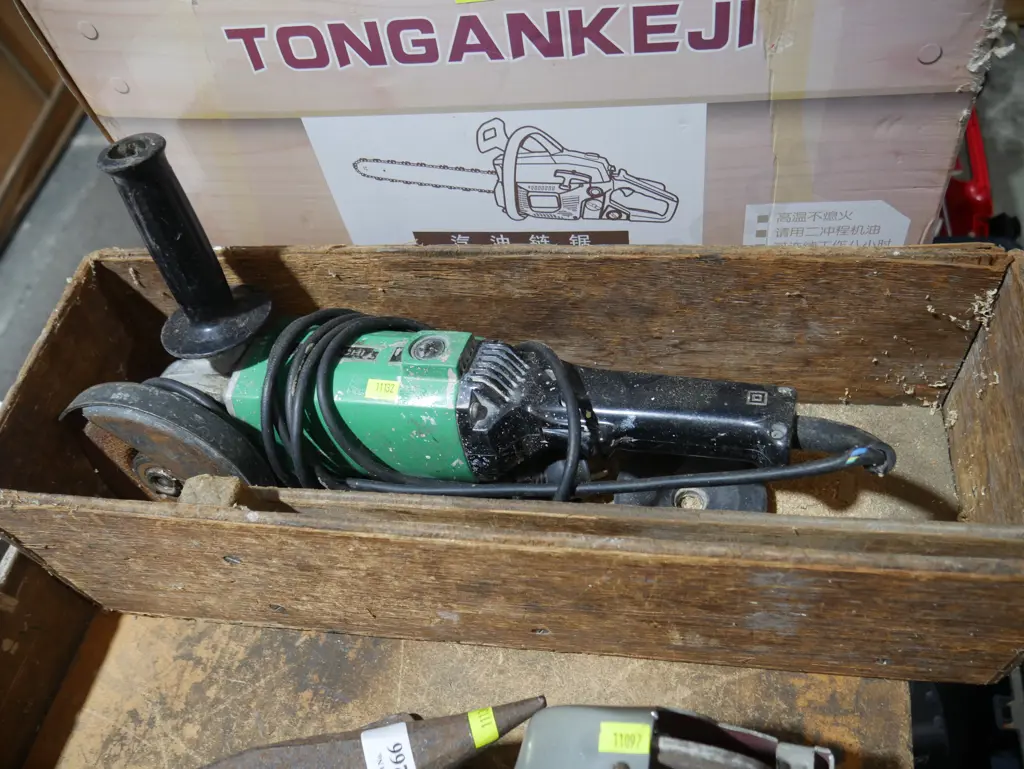 Hitachi grinder Image 1++