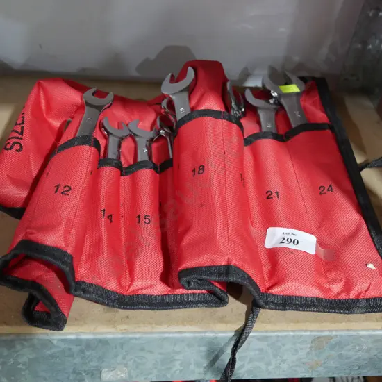 Combination wrench set