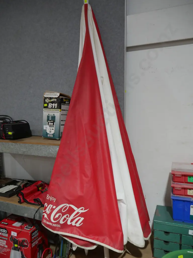 Coca-Cola umbrella Image 1++