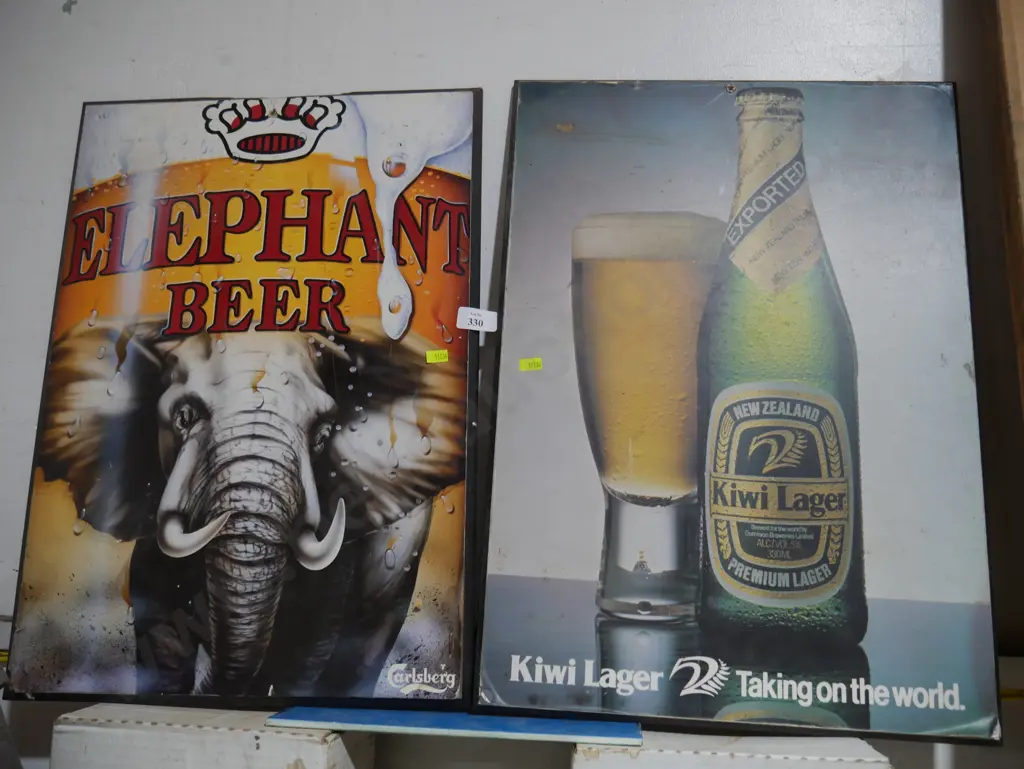 2 beer signs Image 1++