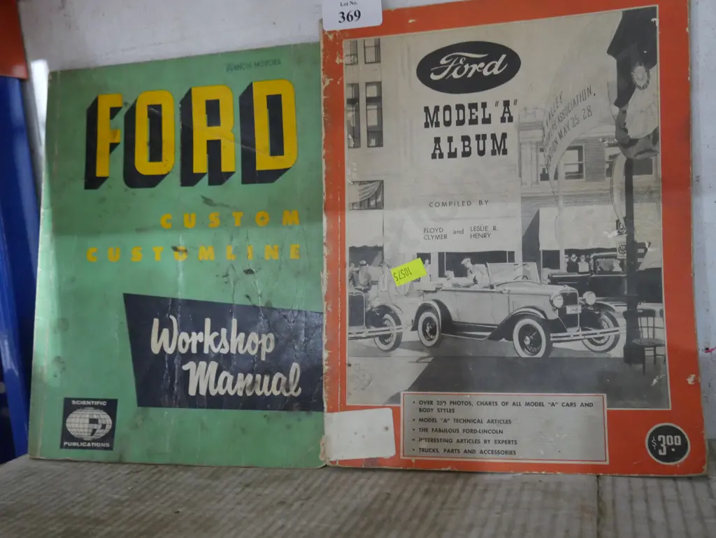Ford manual and album Image 1++