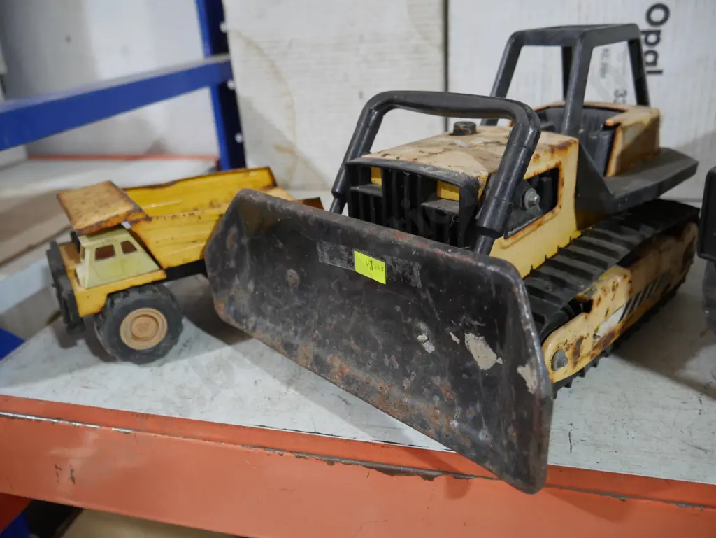 Assorted old Tonka toys etc Image 1++