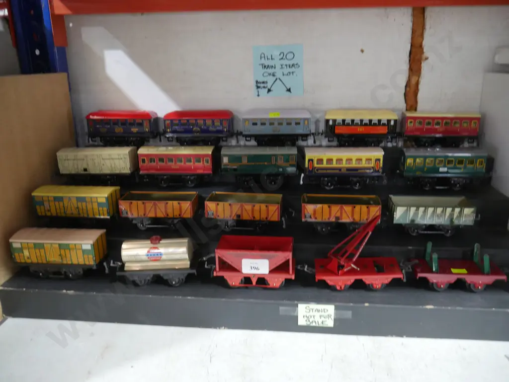 Serie Hornby reproduction French train wagons and boxes Image 1++