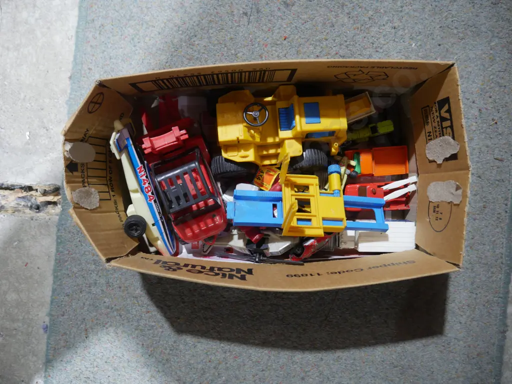 Assorted toy cars etc Image 1++