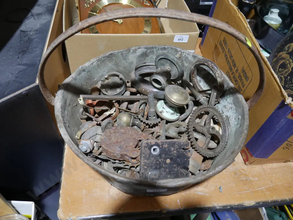 Assorted metal items Image 1++