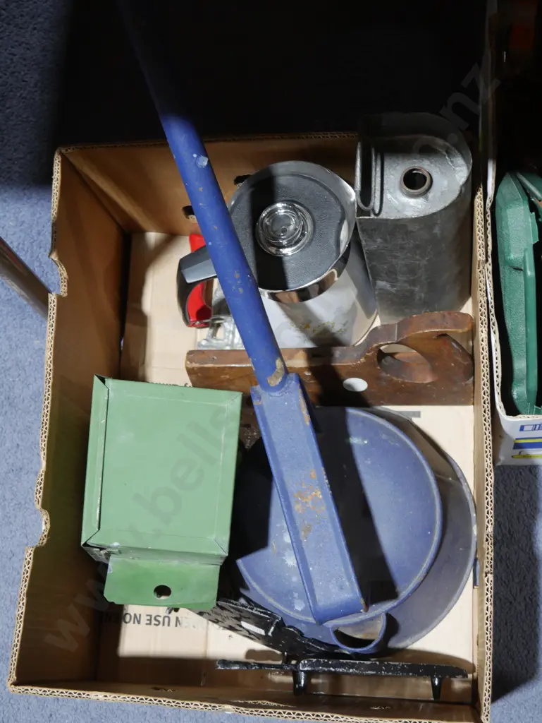 Trivets etc Image 1++