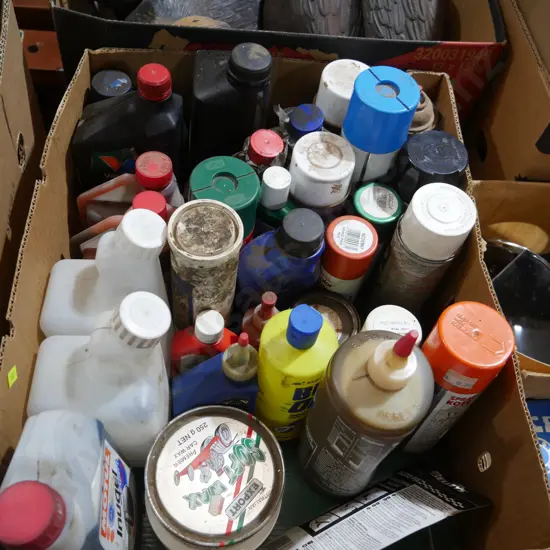 Assorted workshop sprays etc