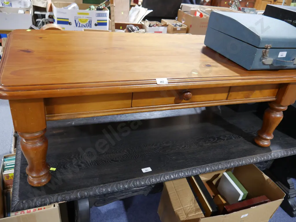 Coffee table Image 1++