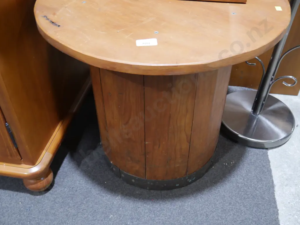 Coffee table Image 1++