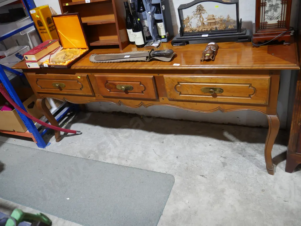 Hallway table Image 1++