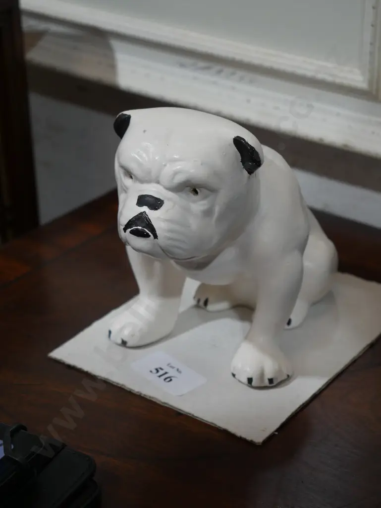 Bulldog figurine Image 1++