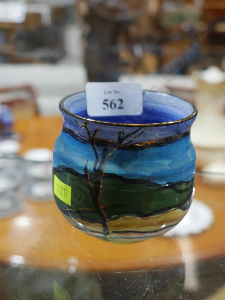 Helen Keen Portchalmers pottery vase Image 1++