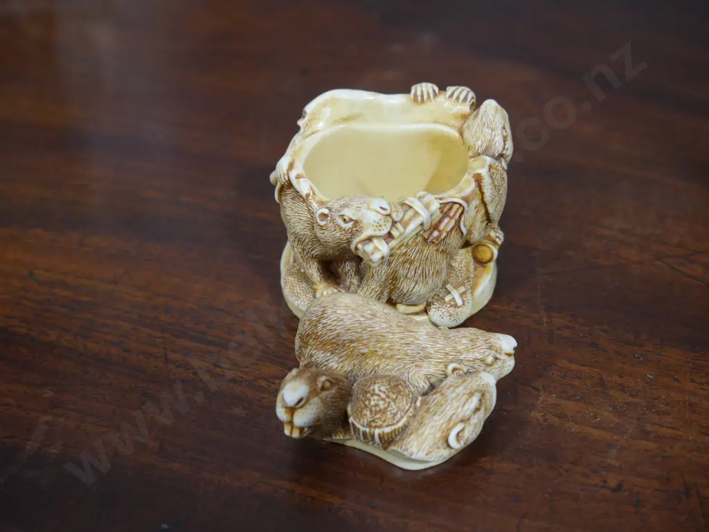 Harmony kingdom rat trinket pot Image 1++