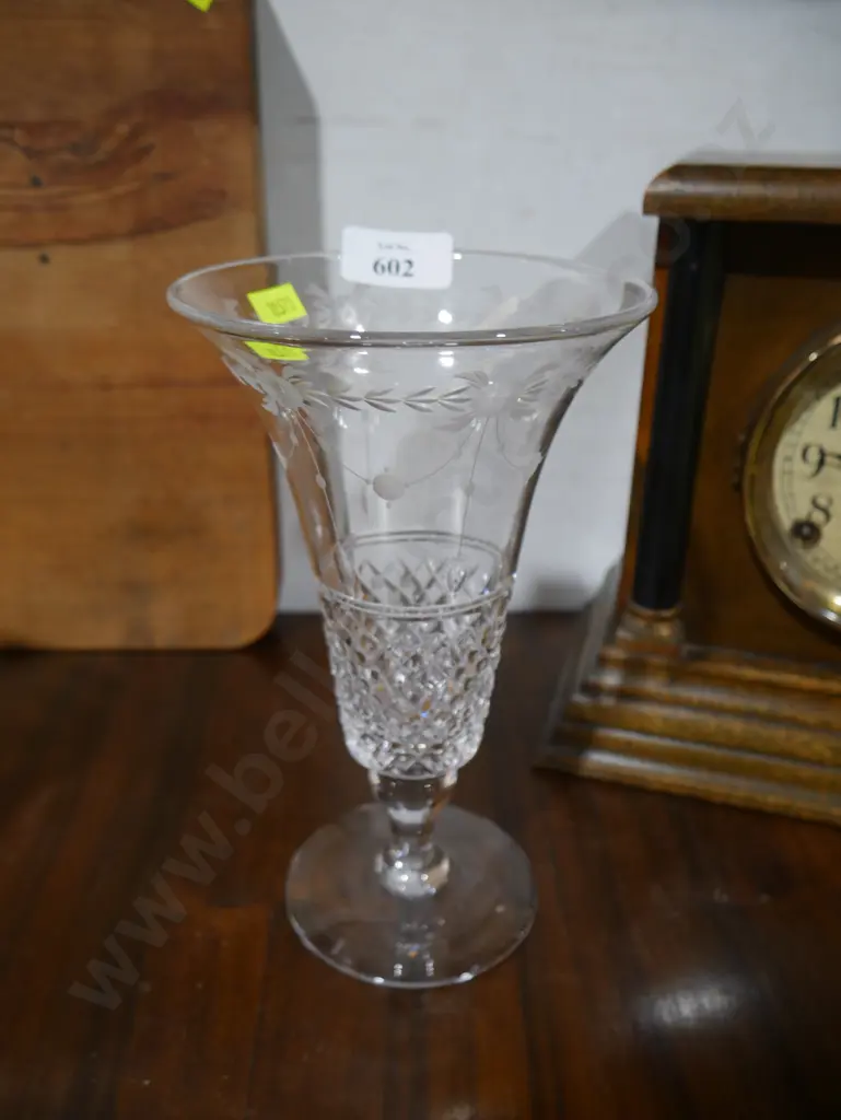 Crystal trumpet vase Image 1++