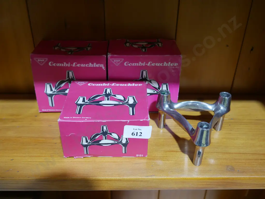 3 candle holders Image 1++