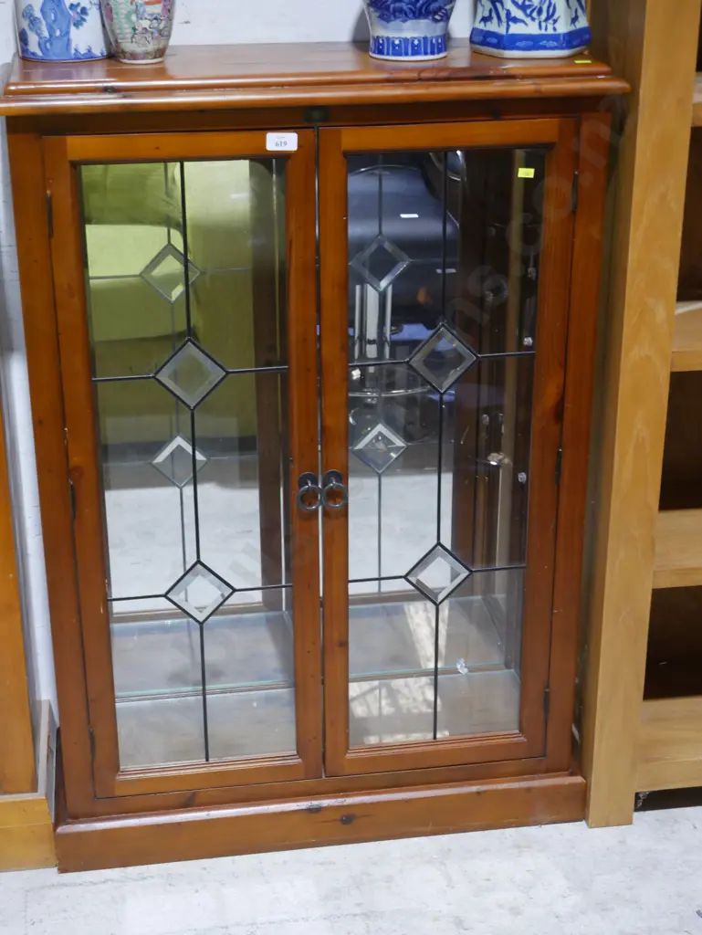 Leadlight display cabinet Image 1++