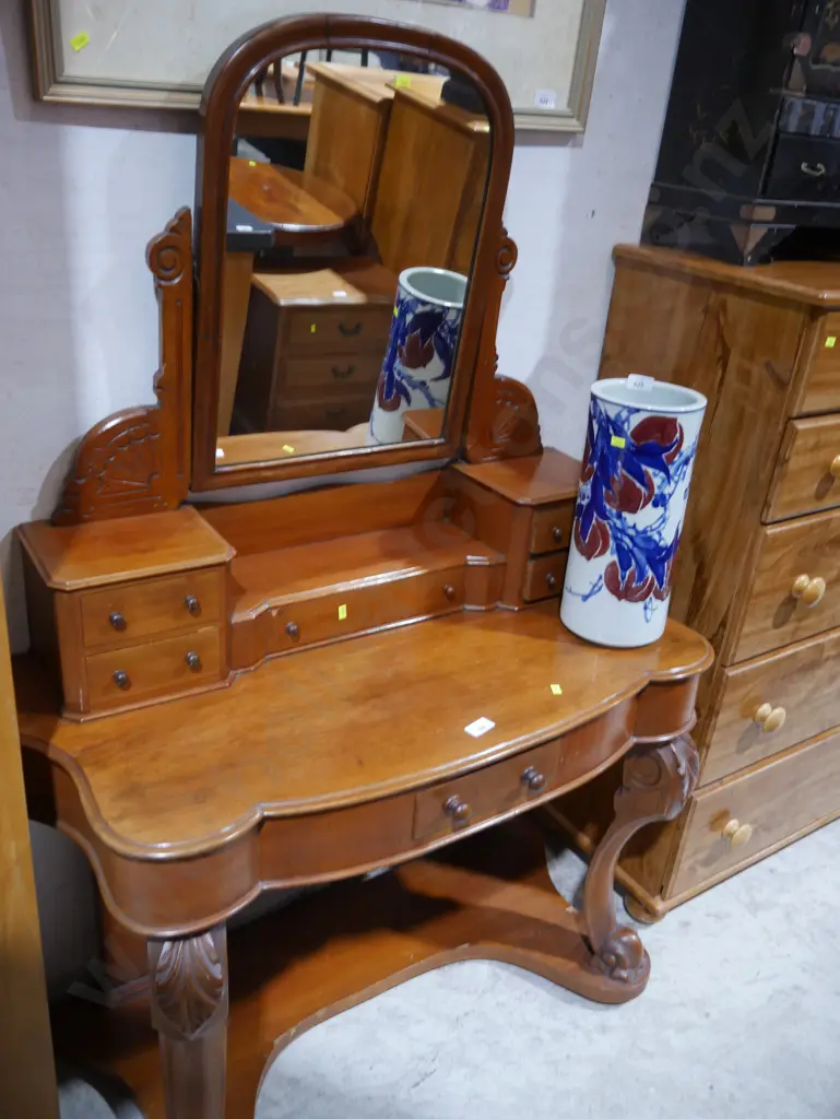 Mirror back dresser Image 1++