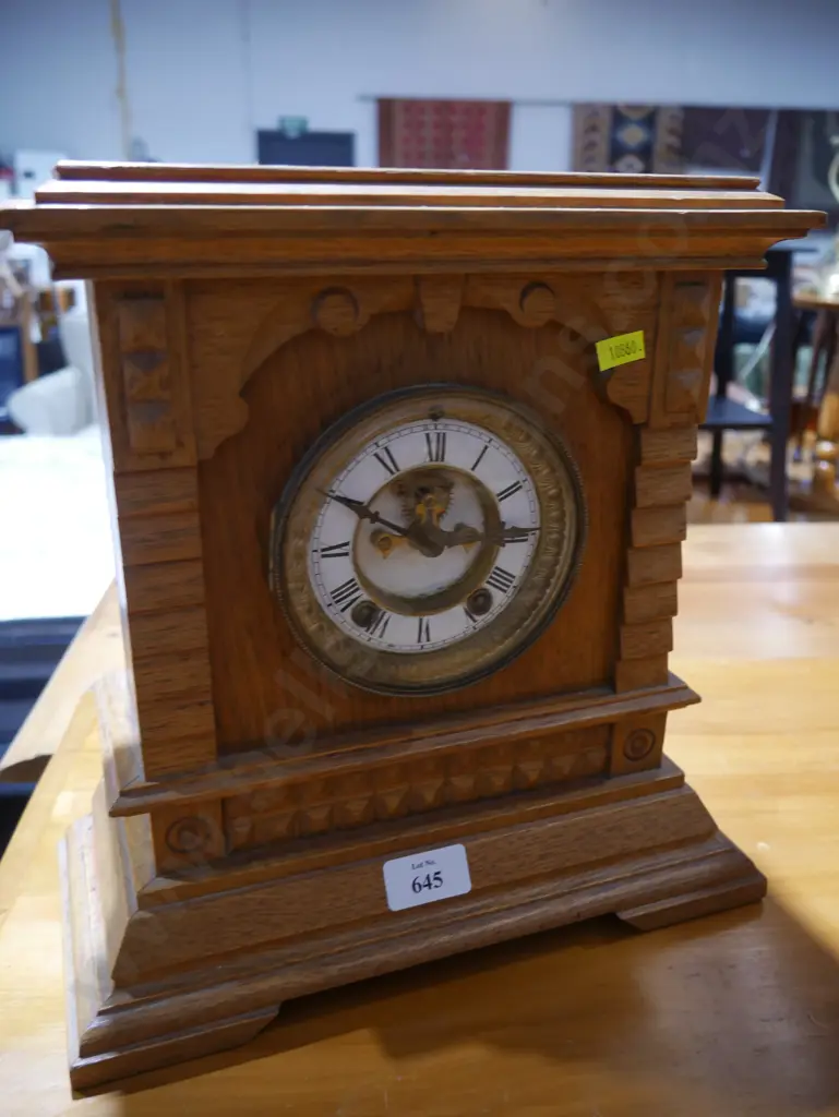 Mantle clock Image 1++