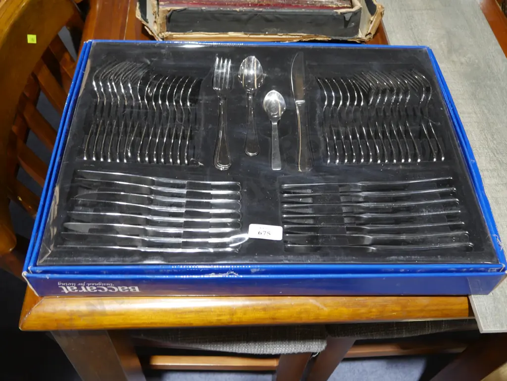 56 piece cutley set Image 1++