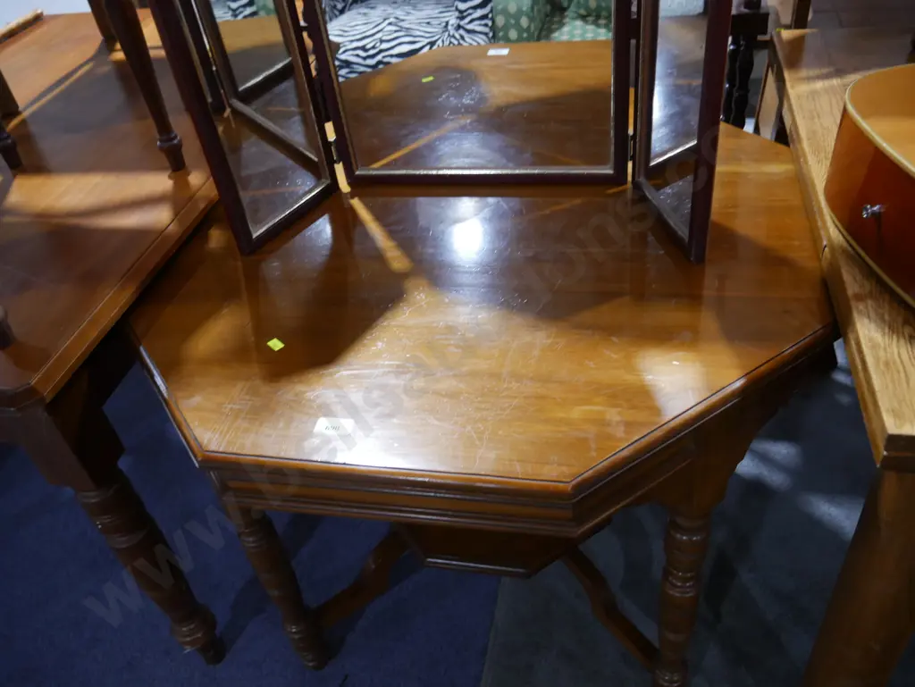 Occasional table Image 1++