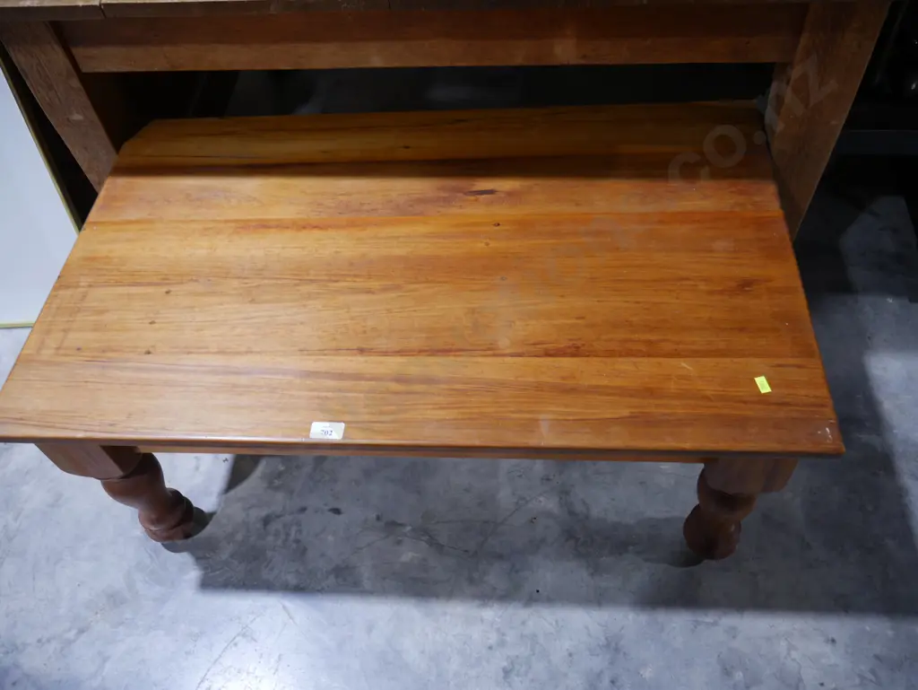 Coffee table Image 1++